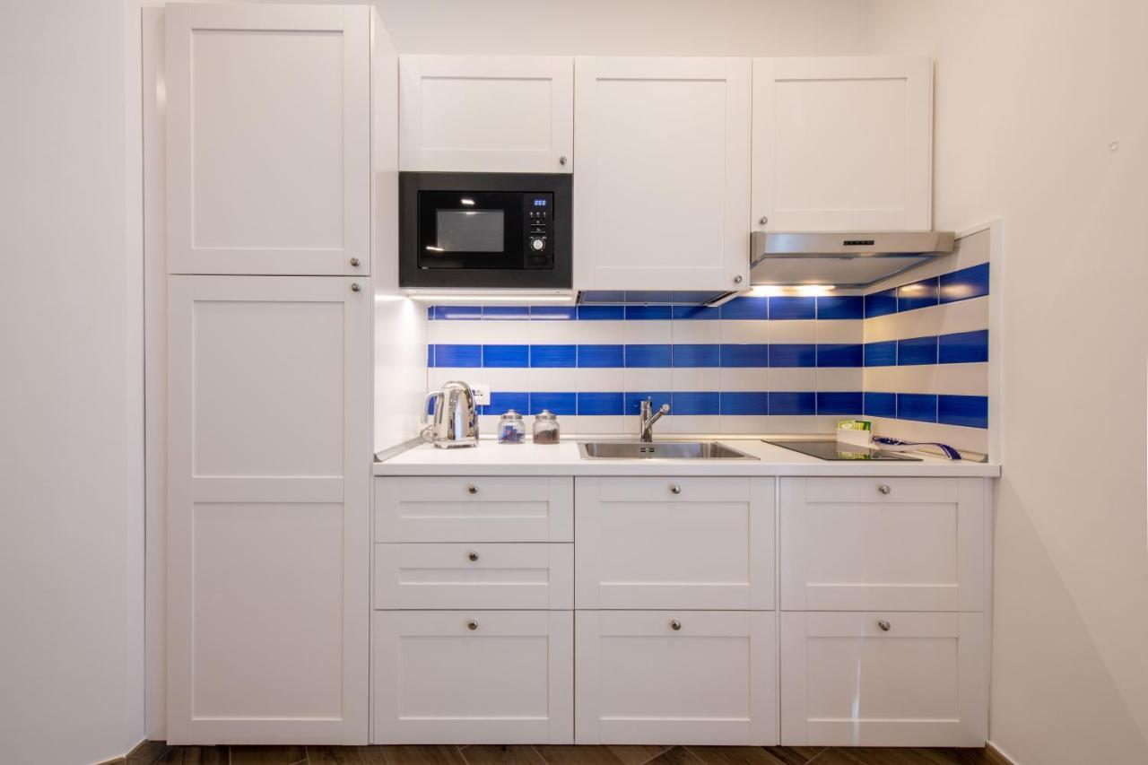 Solymar Due Apartment Sorrento Luaran gambar