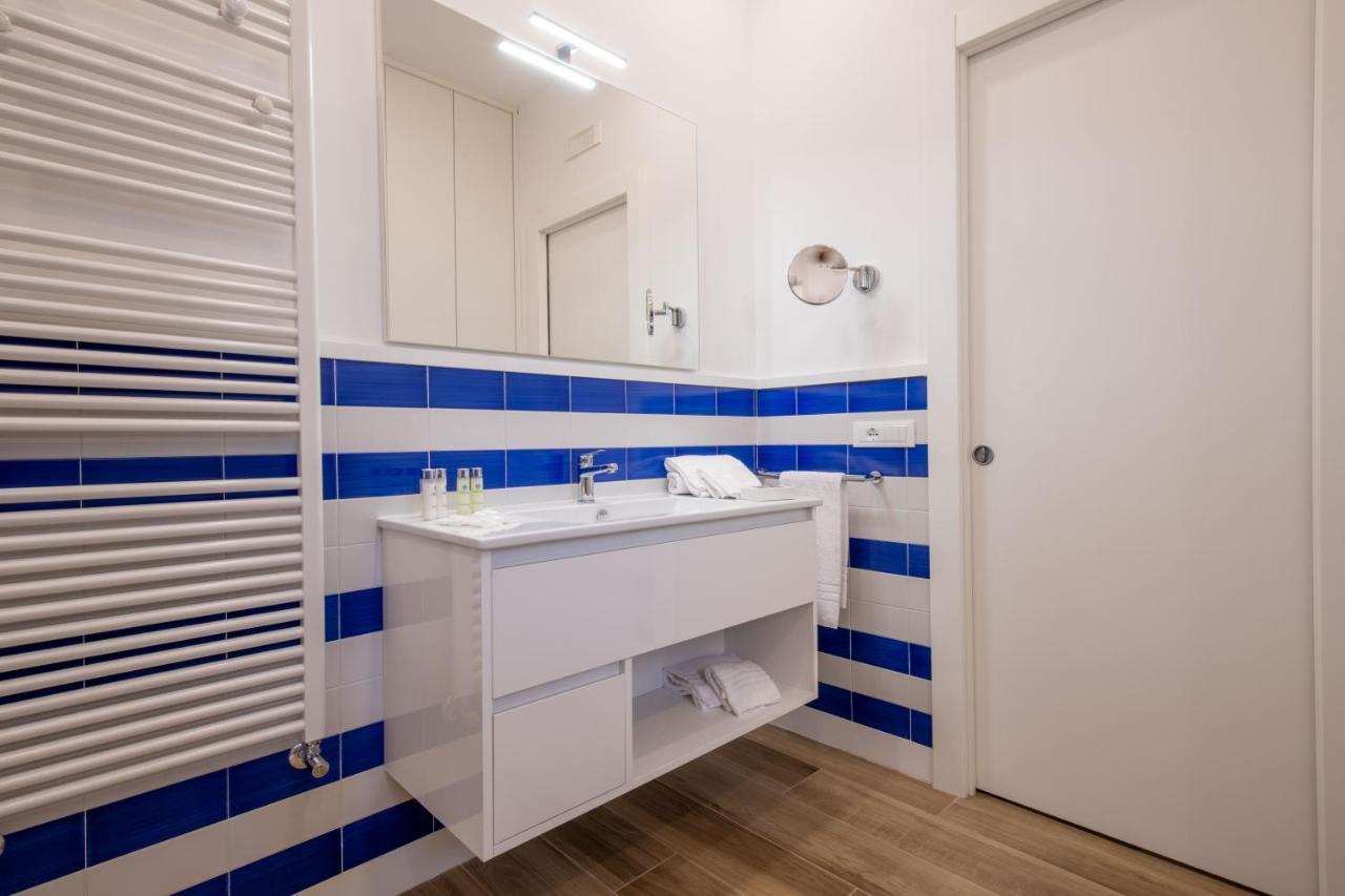 Solymar Due Apartment Sorrento Luaran gambar