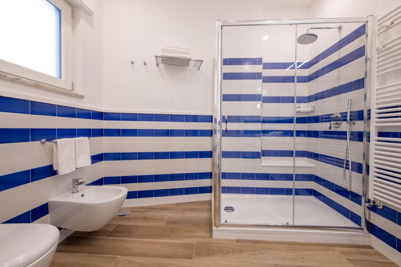 Solymar Due Apartment Sorrento Luaran gambar